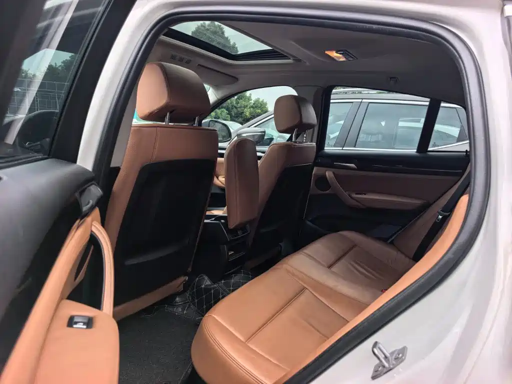 BMW X4 — миниатюра 8