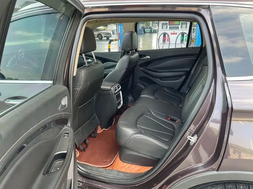 Buick Envision Plus — миниатюра 13