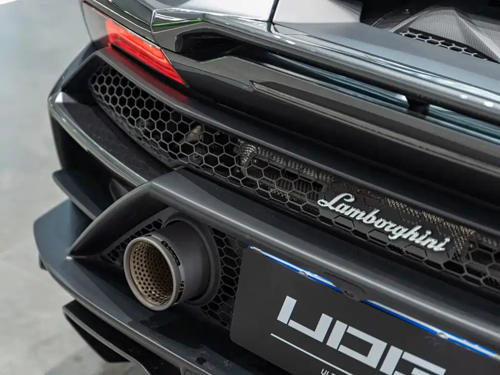 LAMBORGHINI HURACÁN