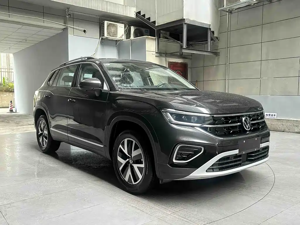 Volkswagen Tayron 2025 300TSI