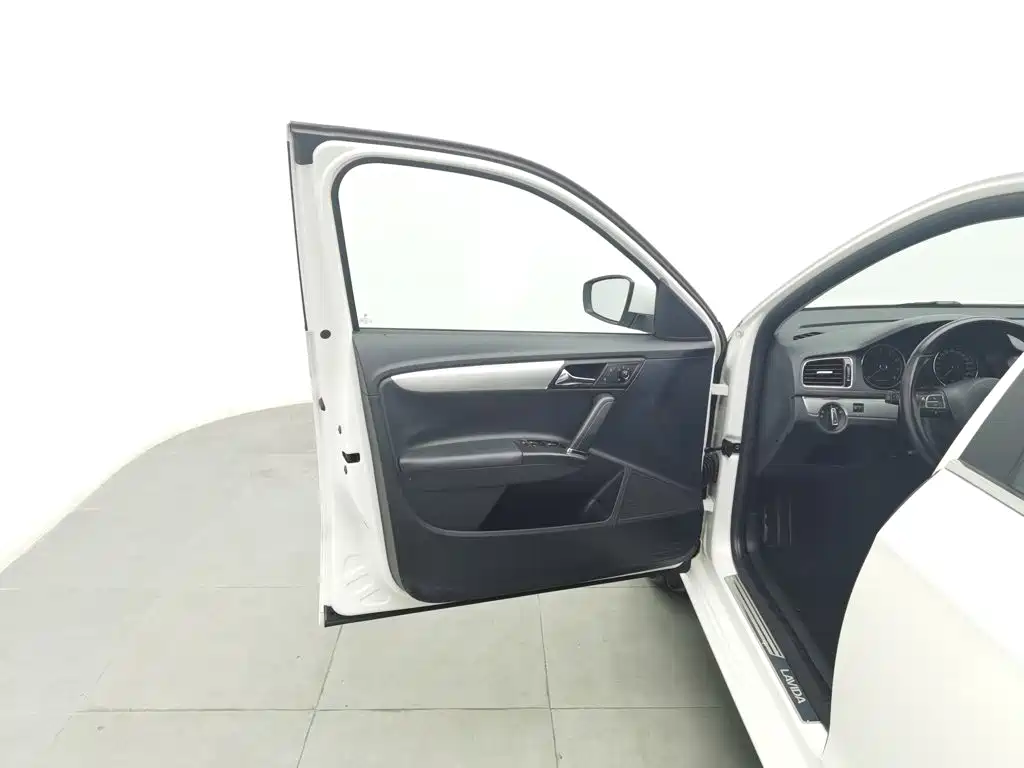 Volkswagen Gran Lavida — миниатюра 8