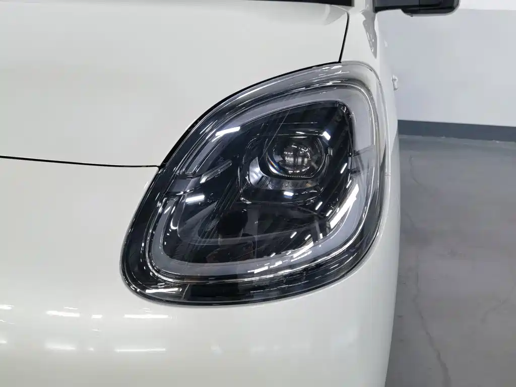 Wuling MINIEV — миниатюра 7