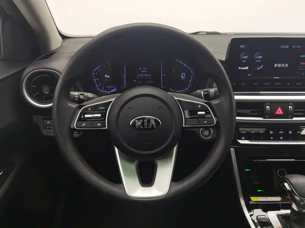 Kia K3 — миниатюра 11