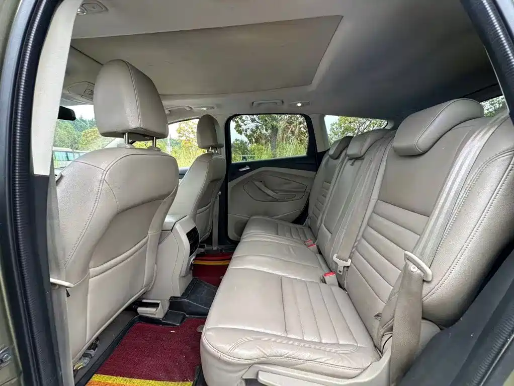Ford Kuga — миниатюра 4