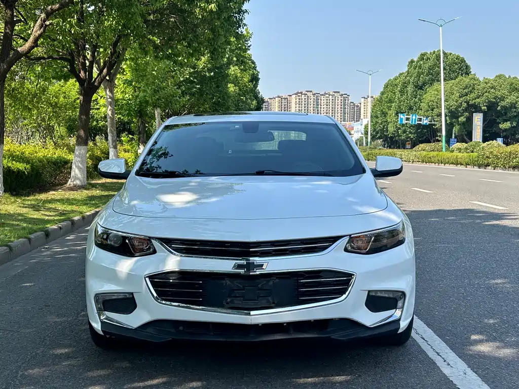 Купить Chevrolet Malibu XL