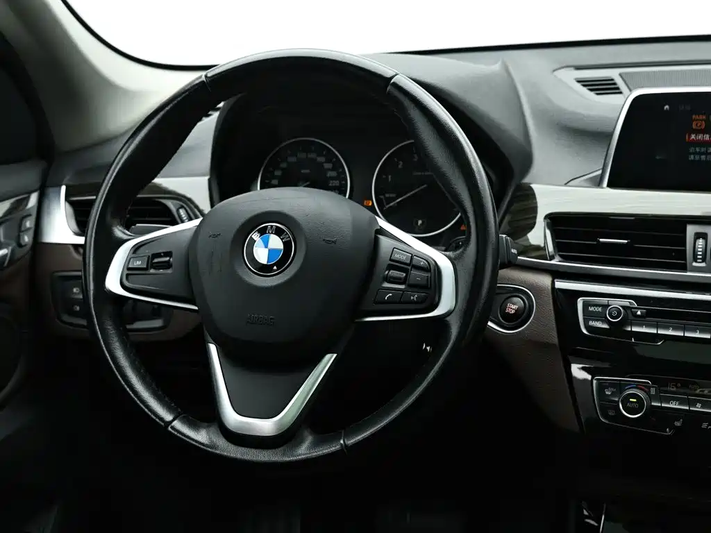 BMW X1 New Energy — миниатюра 16