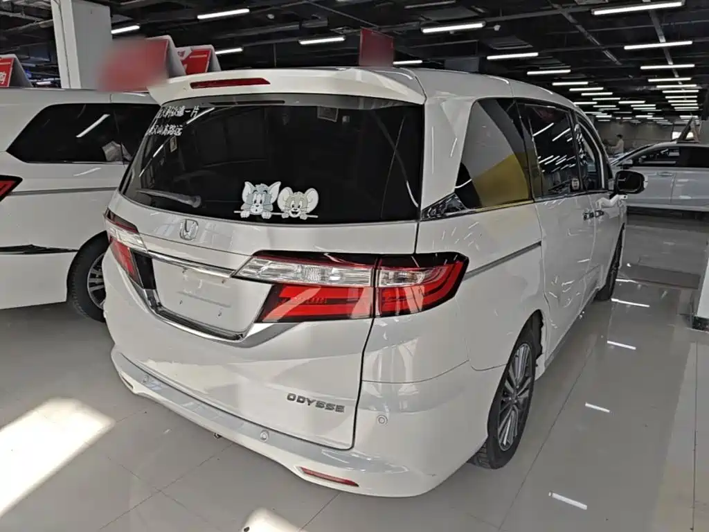 Honda Odyssey — миниатюра 7