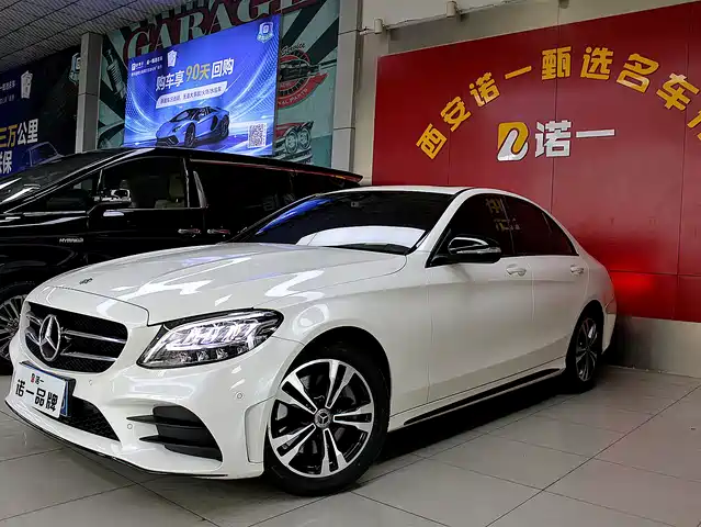 Mercedes-Benz C-Class 2019 C 260 — фото 1