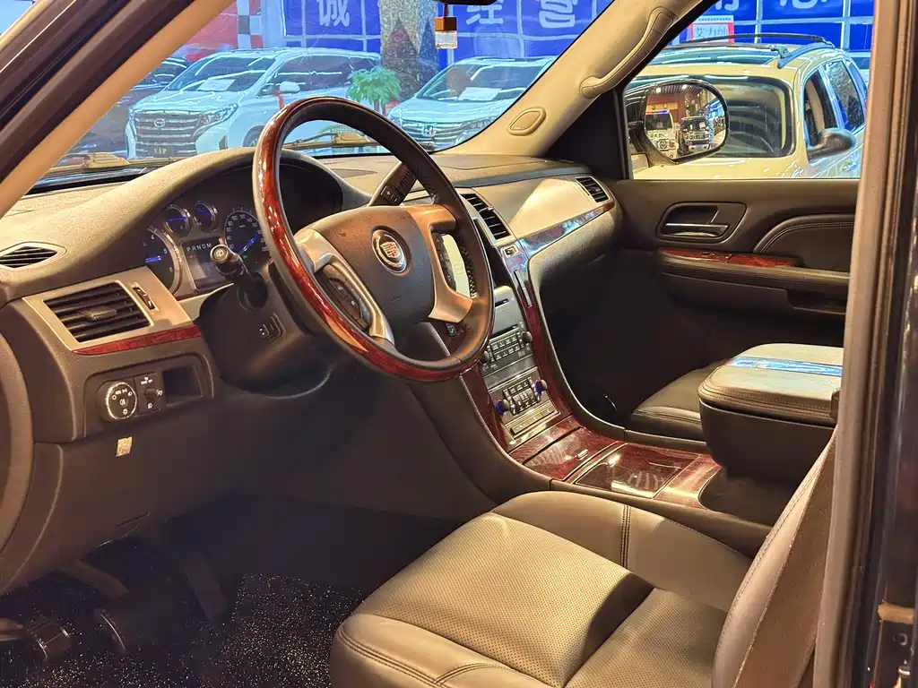 Cadillac Escalade 2008 6.2 AWD