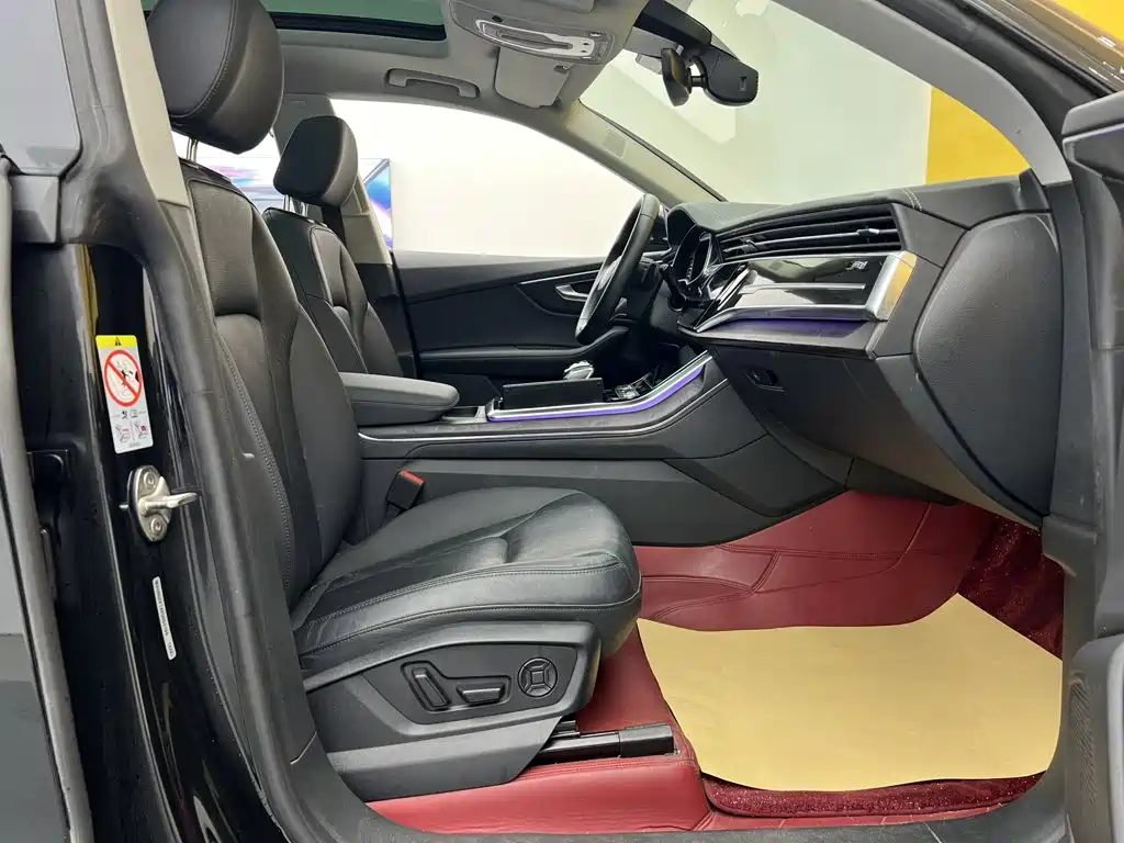 Audi Q8 — миниатюра 20