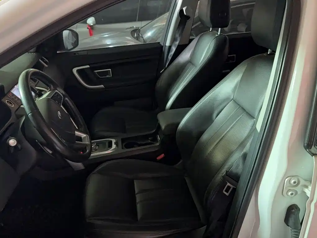 Land Rover Discovery Sport — миниатюра 12
