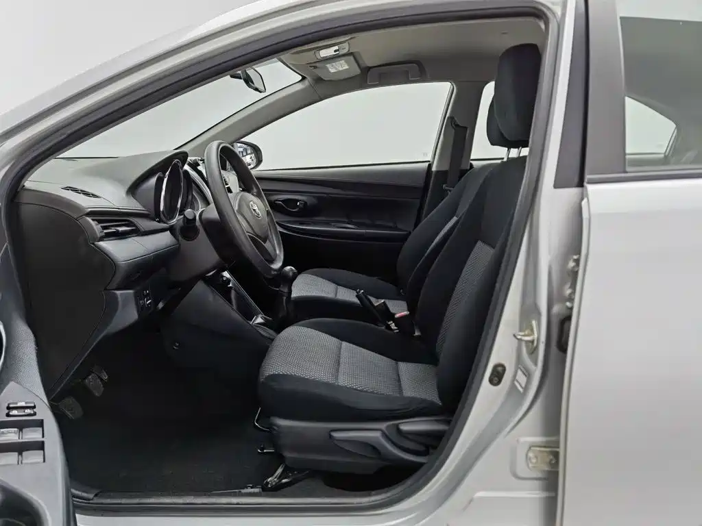 Toyota Vios — миниатюра 10