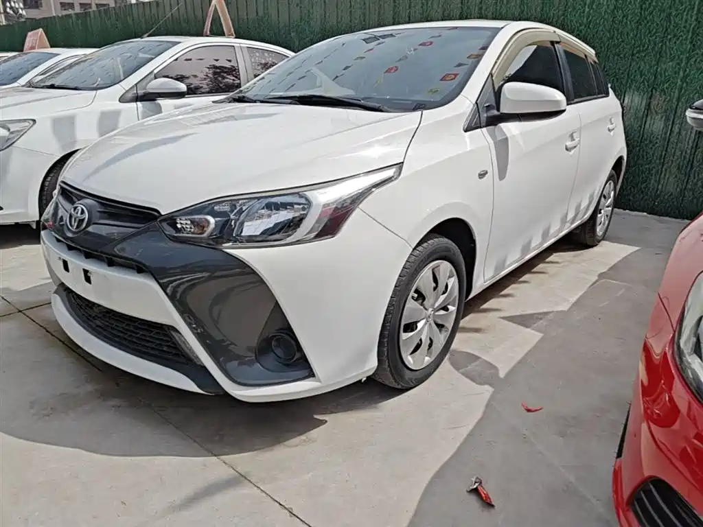 Toyota Yaris L 2017