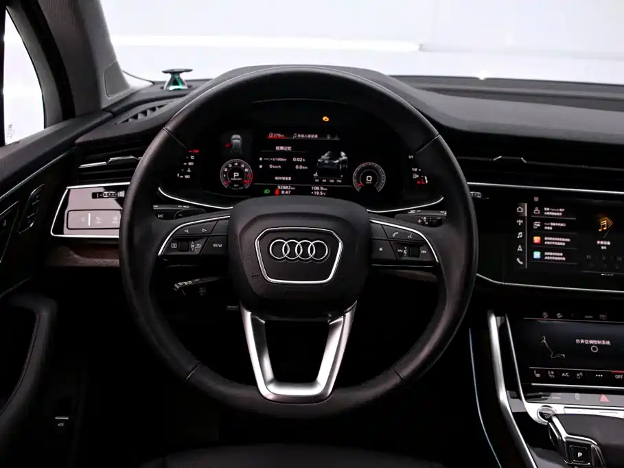 Audi Q7 — миниатюра 7