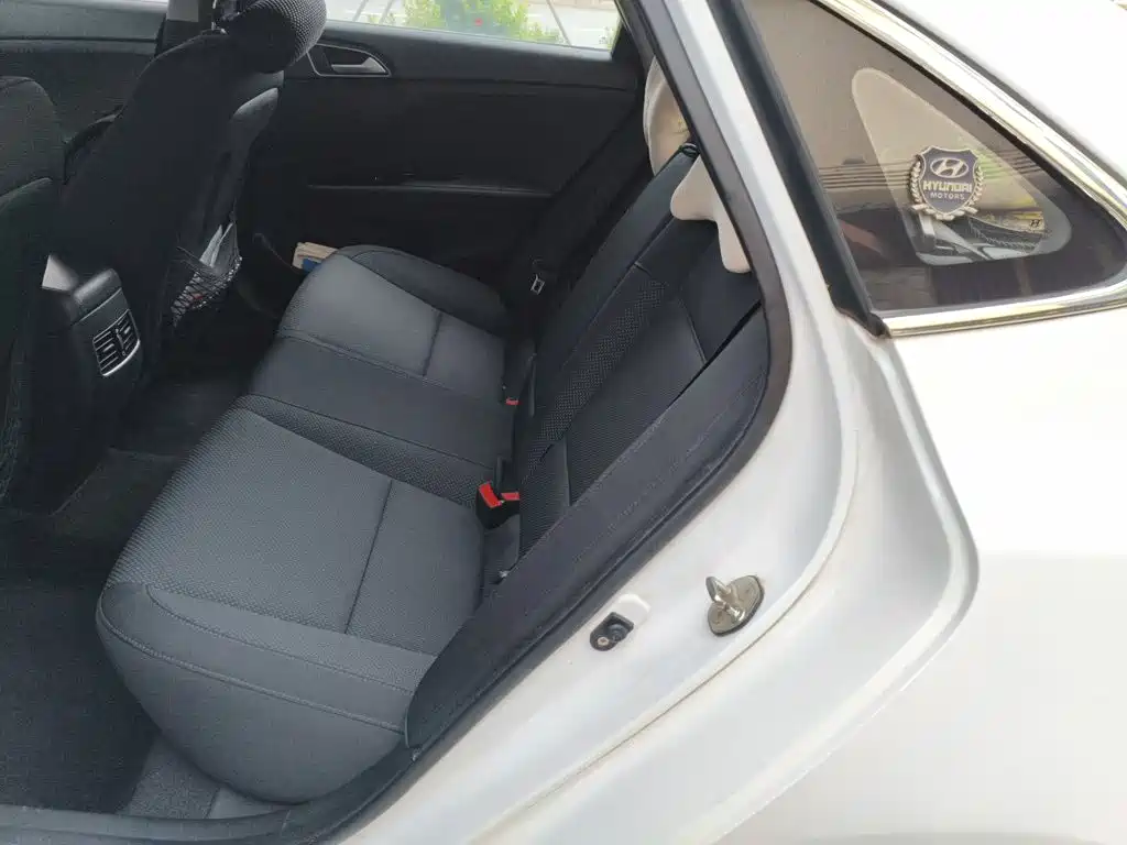 Hyundai Mistra — миниатюра 18