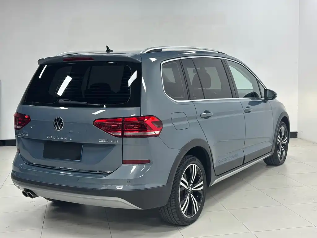Volkswagen Touran — миниатюра 4