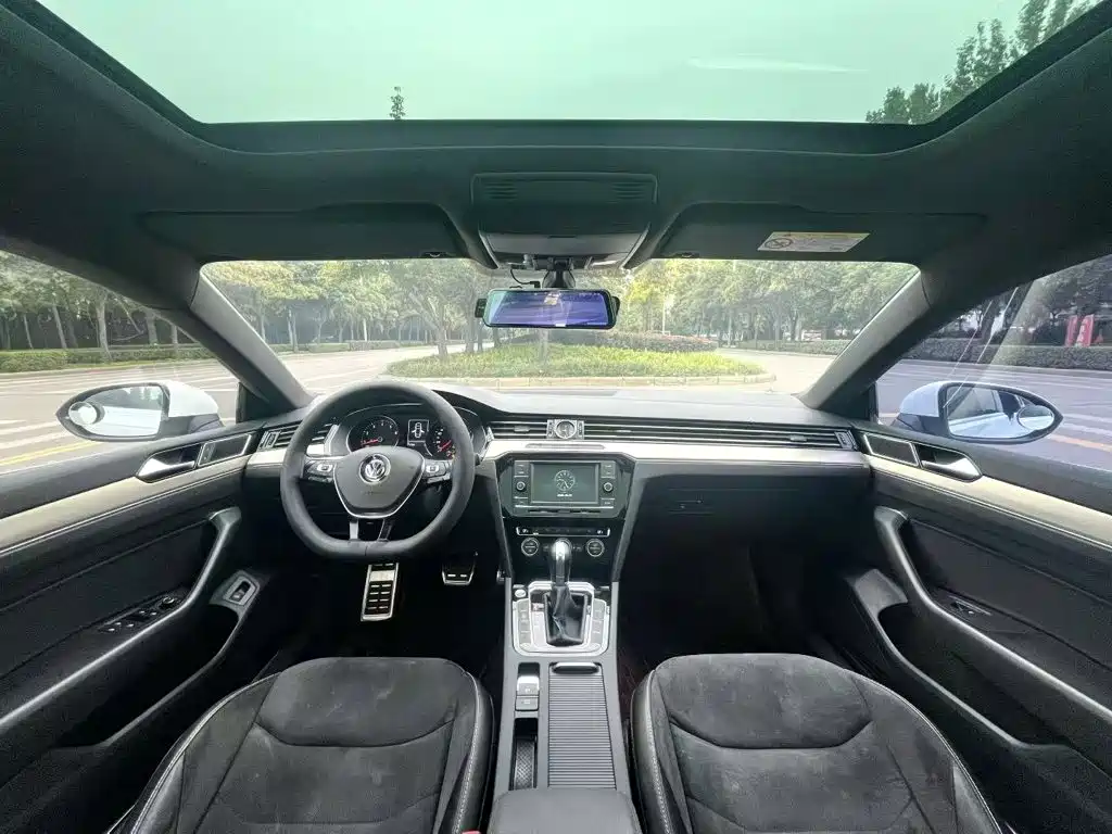 Volkswagen CC — миниатюра 10