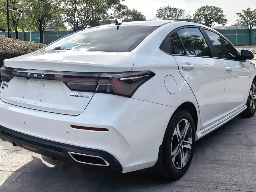 Chery Arrizo 5 PLUS — миниатюра 5