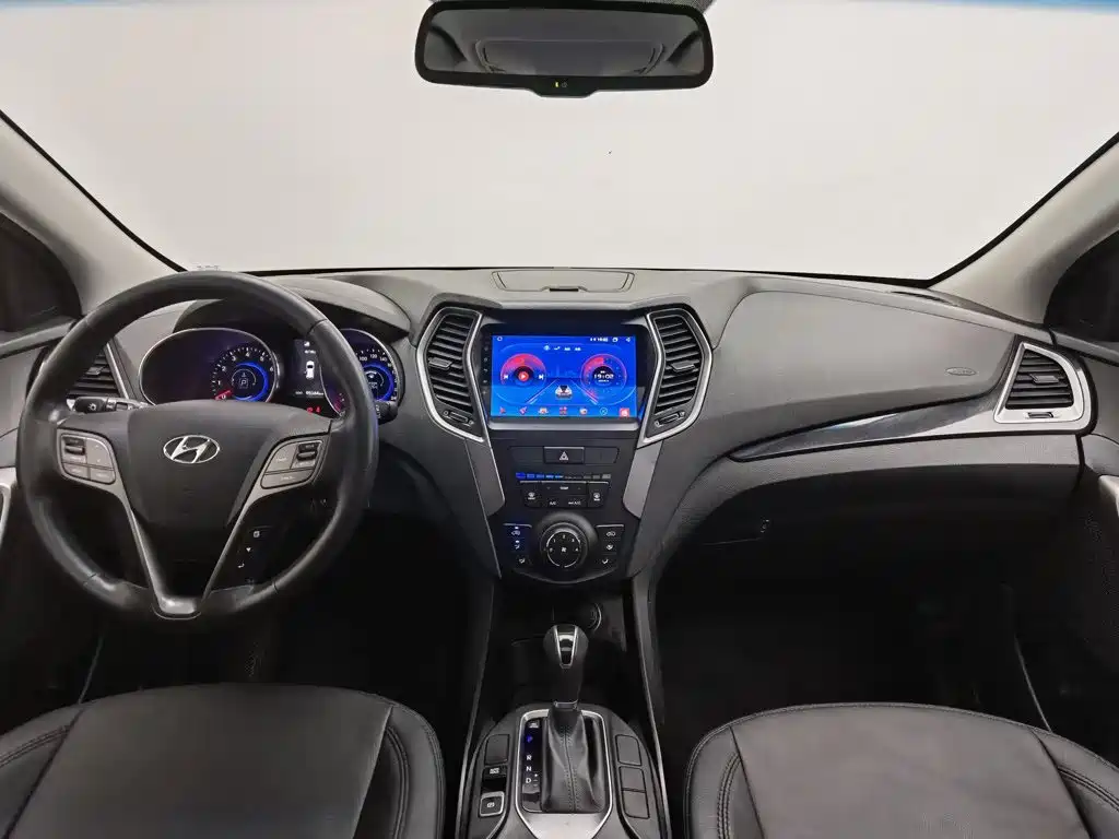 Hyundai Santa Fe — миниатюра 5