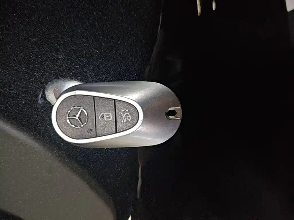 Mercedes-Benz EQE — миниатюра 9