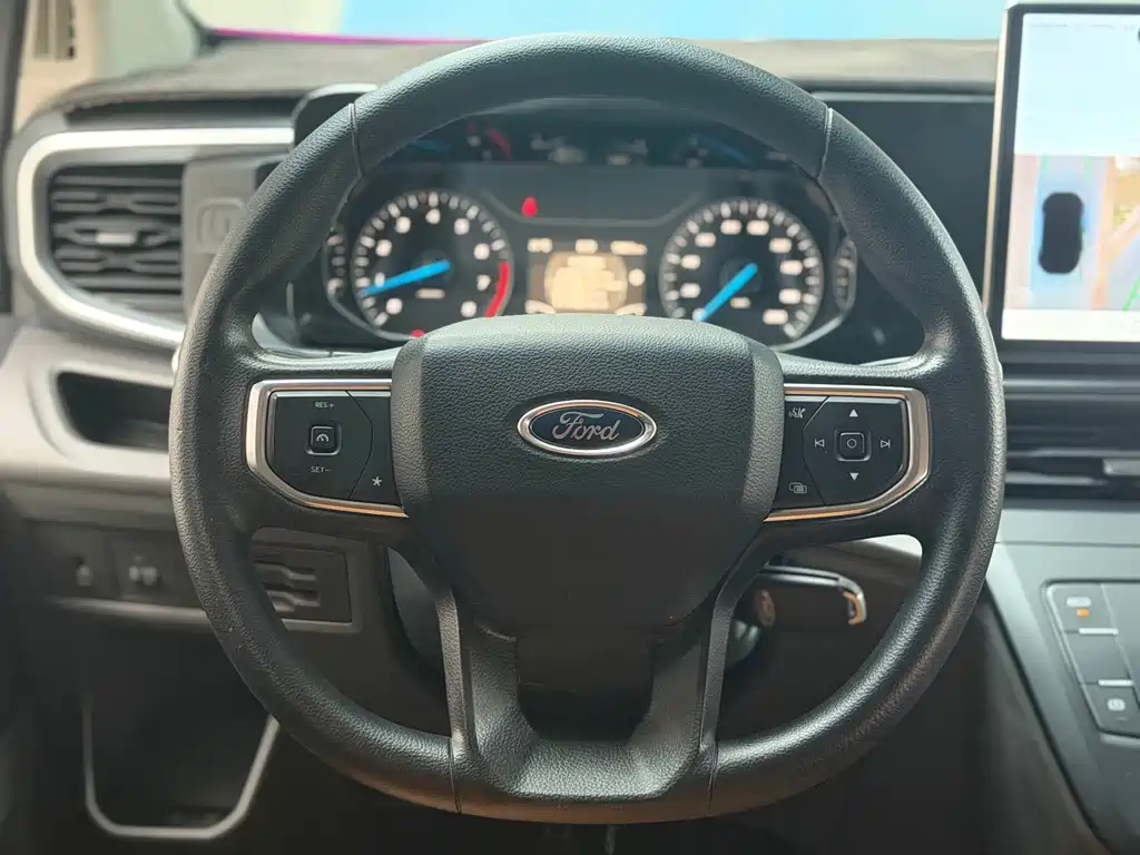 Ford Transit — миниатюра 10