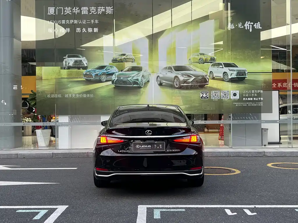 Lexus ES — миниатюра 3