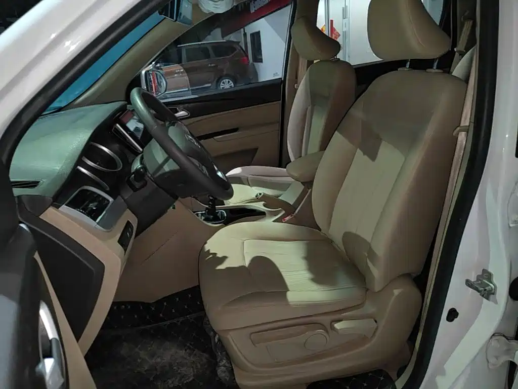 Baojun 730 — миниатюра 15