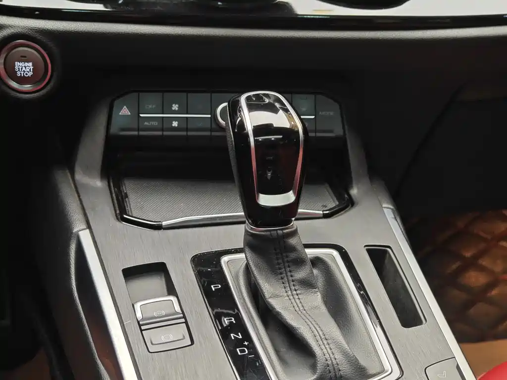 WEI PAI WEI BRAND VV5