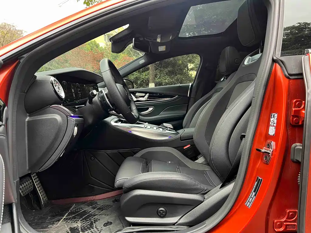 MERCEDES-BENZ AMG GT