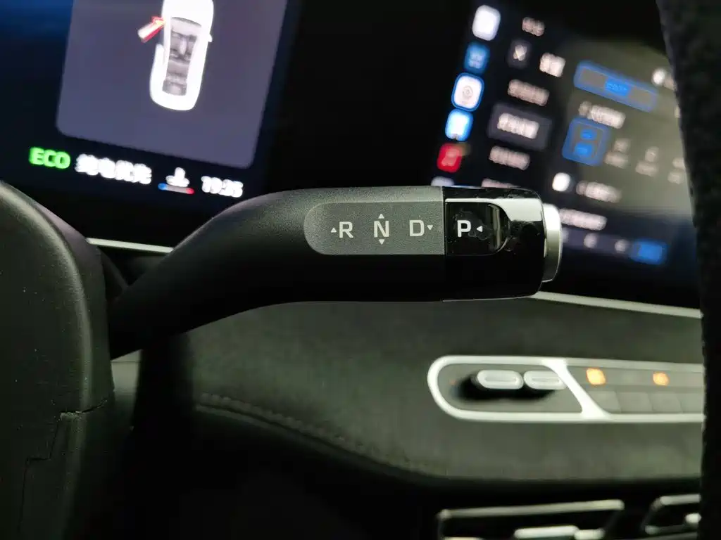 Roewe D7 — миниатюра 13