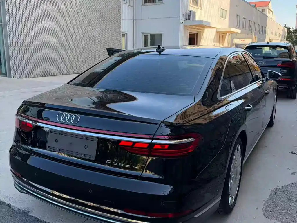 Audi A8 — миниатюра 9