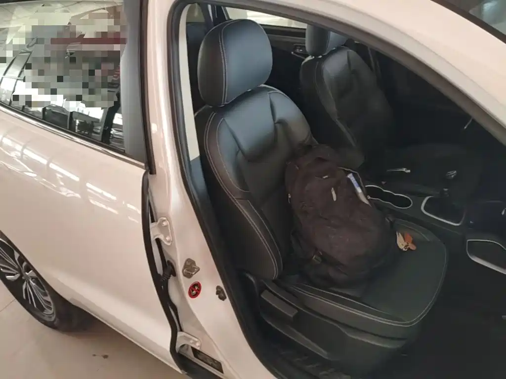Geely Vision X6 — миниатюра 25