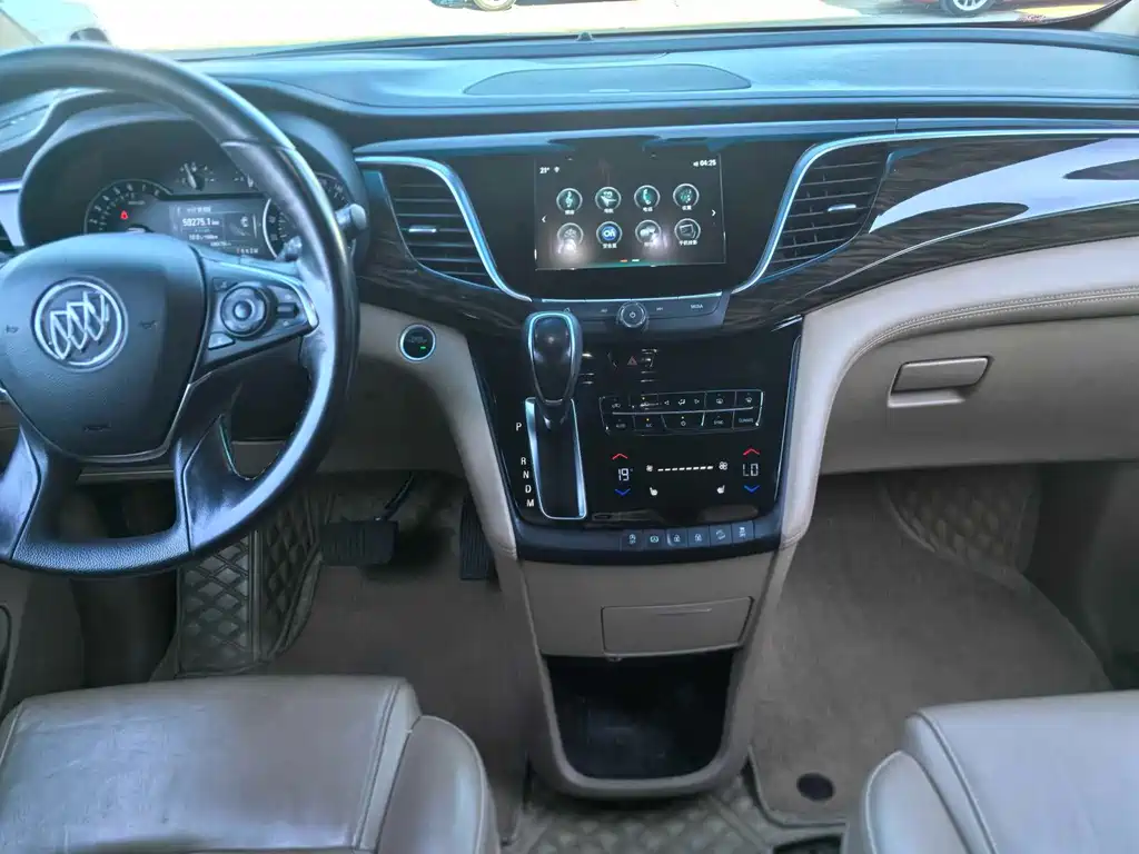 Buick GL8 — миниатюра 14