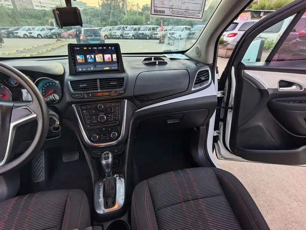 Buick Encore — миниатюра 8