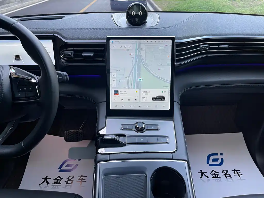NIO ES6 — миниатюра 7