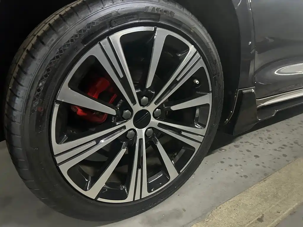 GEELY AUTOMOBILE XINGRUI