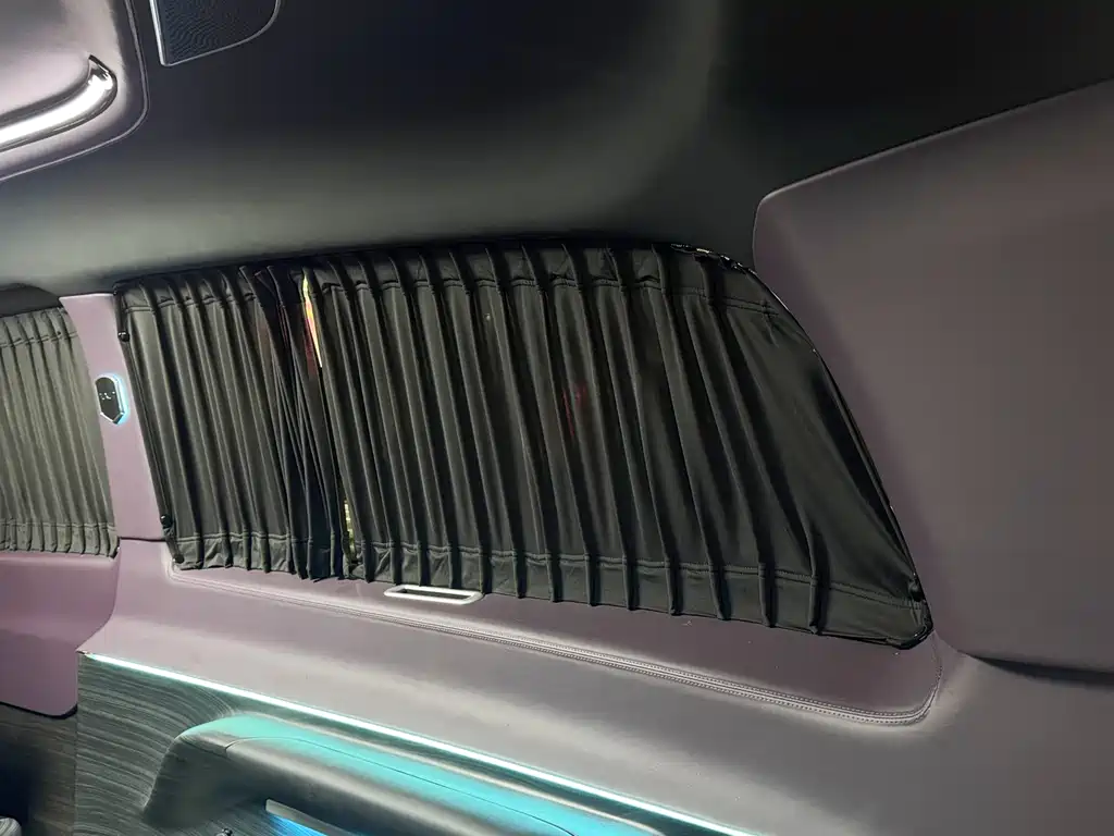 MERCEDES-BENZ V CLASS