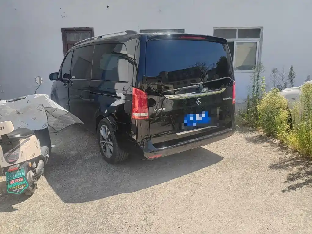 Mercedes-Benz V-Class — миниатюра 4