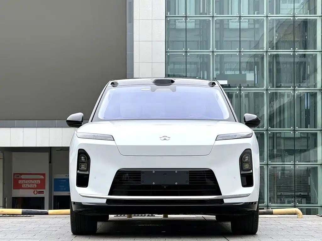 NIO ES8 — миниатюра 2