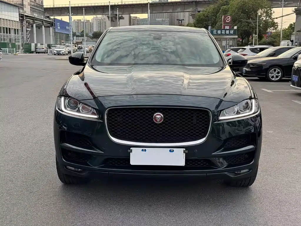 Jaguar F-PACE — миниатюра 2
