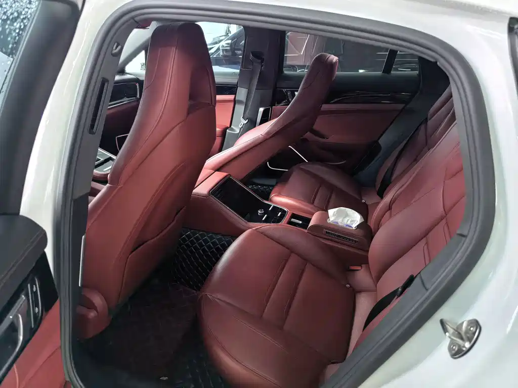 Porsche Panamera — миниатюра 9