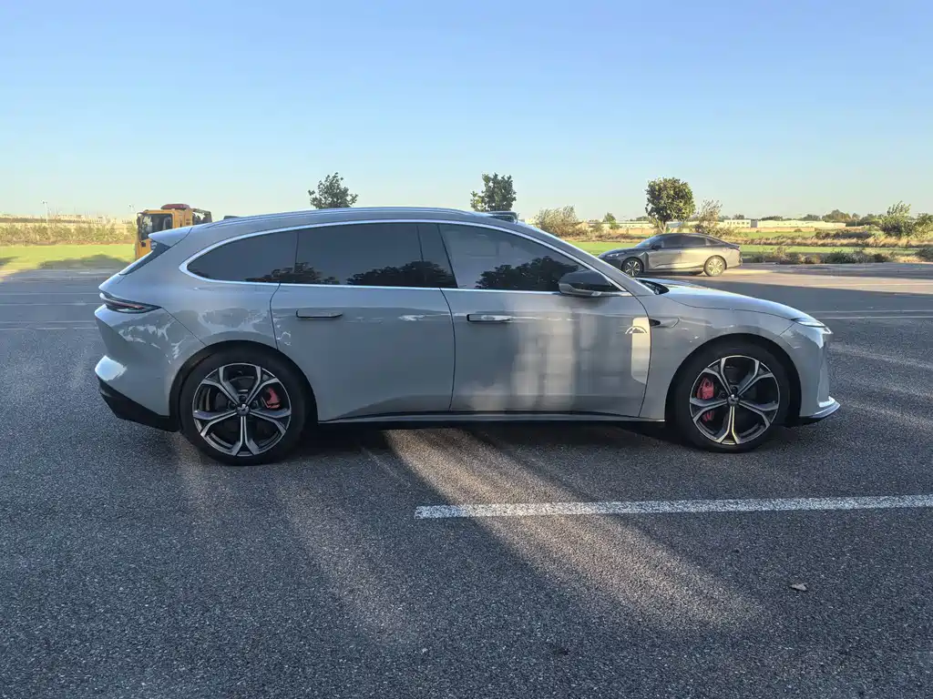 NIO ET5T — миниатюра 8