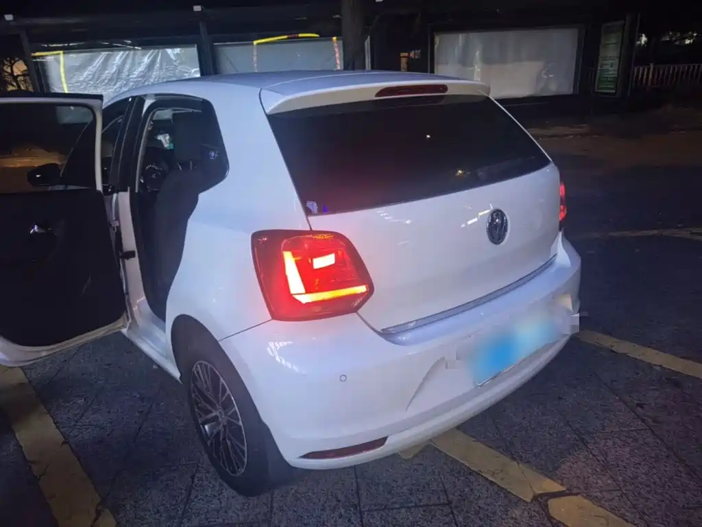 Volkswagen Polo — миниатюра 5
