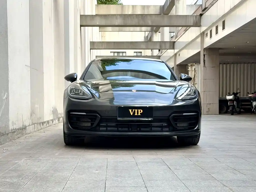 Porsche Panamera — миниатюра 2