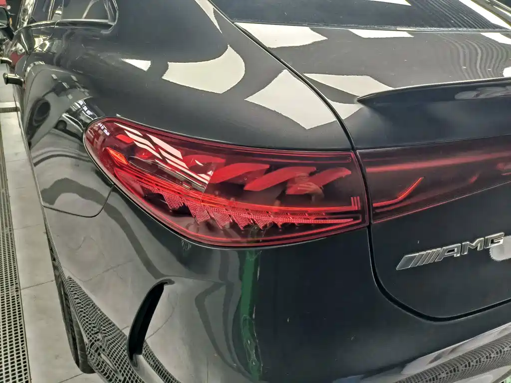 Mercedes-Benz EQS AMG — миниатюра 13