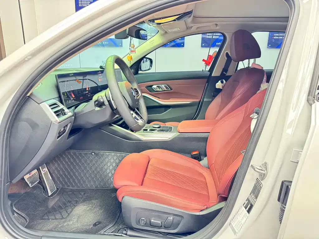BMW 3 Series — миниатюра 4