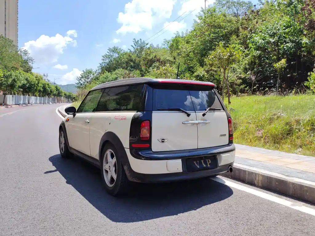 MINI Mini Clubman — миниатюра 8
