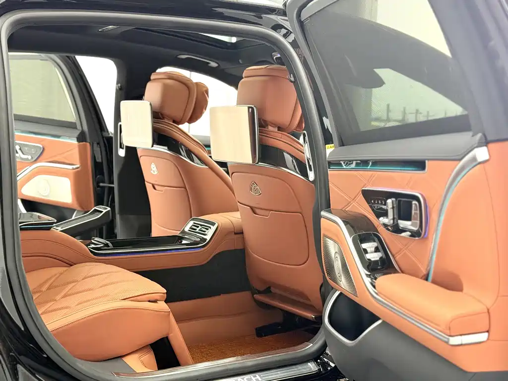 Mercedes-Benz S-Class — миниатюра 8
