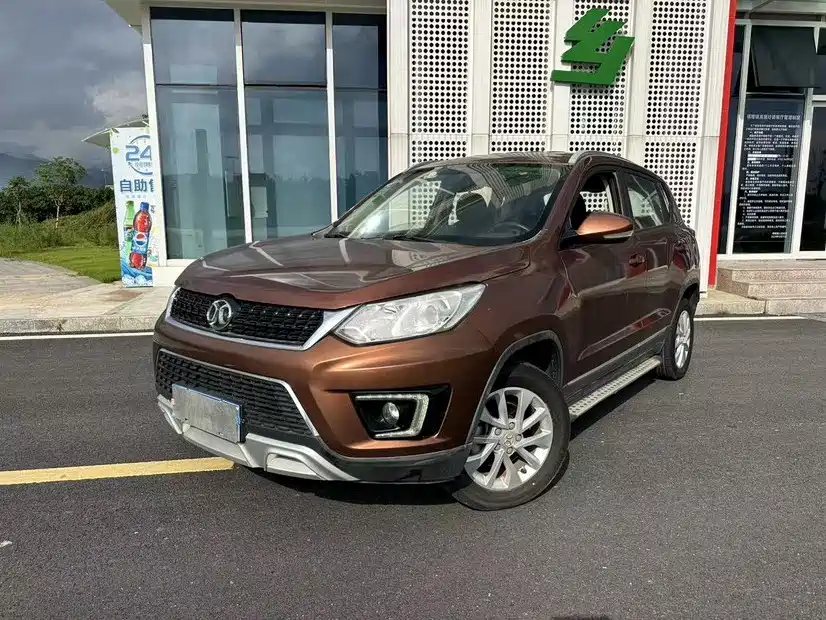 BAIC Senova X35
