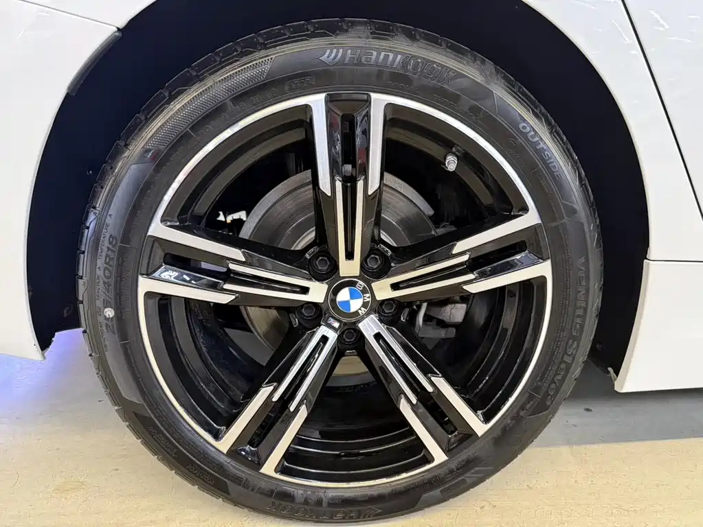 BMW 3 Series 3 2022 325Li xDrive M Sport